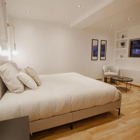 L'hakuna - & דירה *